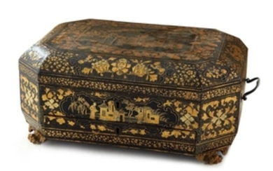 Chinese Export gilt-lacquer hinged box