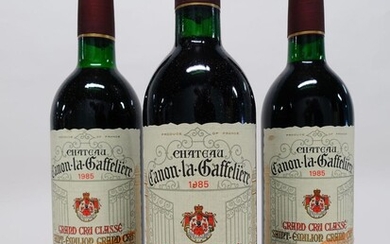 24 bouteilles CHÂTEAU CANON LA GAFFELIERE 1985 GCC Saint Emilion (base goulot