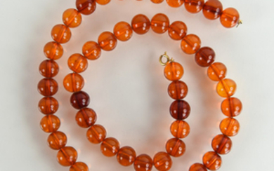 ROUND CHINESE STYLE AMBER BEAD NECKLACE