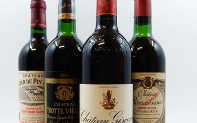 4 bouteilles 1 bt : CHÂTEAU TROTTEVIEILLE 1994 1er GCC (B) Saint Emilion (haute épaule)