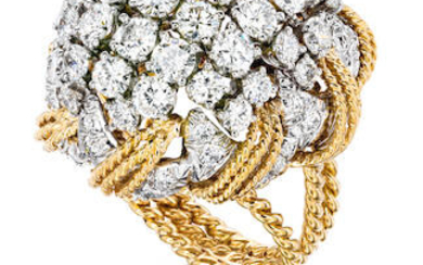 A diamond ring,, David Webb