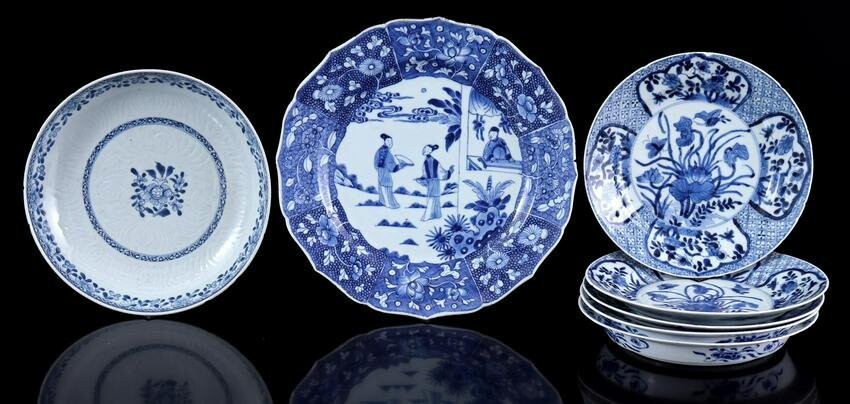 7 porcelain dishes with blue and white decor, China