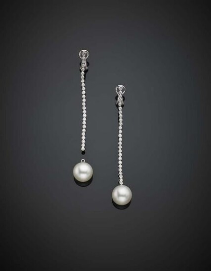 White gold diamond pendant earrings with mm 12 circa