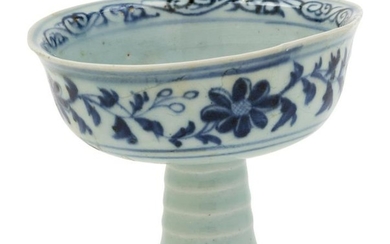 A Blue and White Porcelain Stem Cup Height 3 5/8 in.