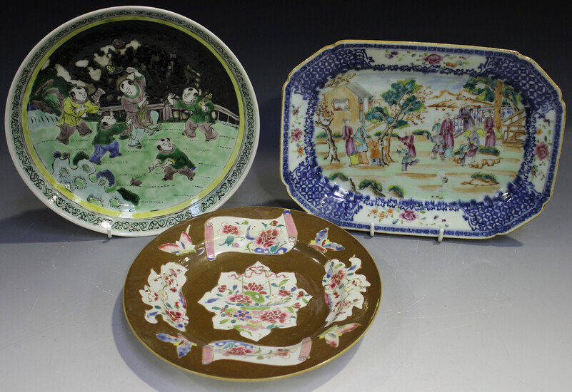 A Chinese famille rose and underglaze blue export porcelain meat dish, Qianlong period, the centre p