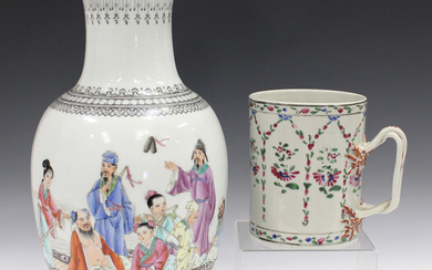 A Chinese famille rose export porcelain cylindrical tankard, late Qianlong period, painted with flow