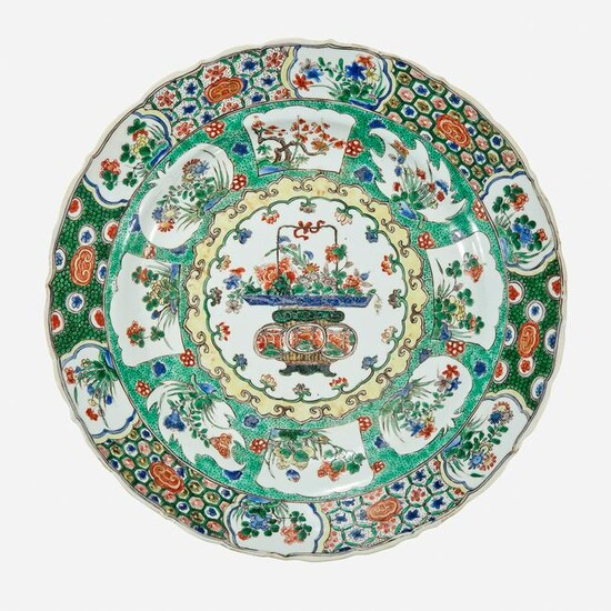 A Chinese famille verte "Flower Basket" charger
