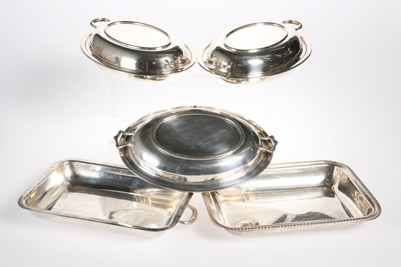 A GROUP OF FOUR SILVER-PLATED ENTREE DISHES, comprising