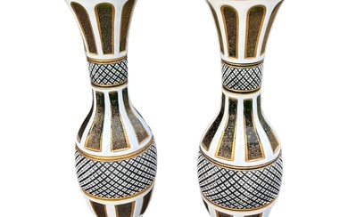 A PAIR OF LATE 19TH/EARLY 20TH CENTURY BOHEMIAN GLASS...