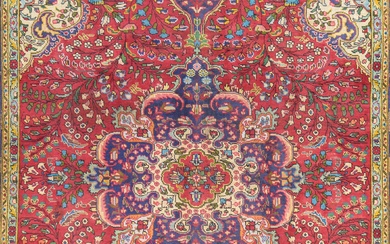 A Persian Hand Knotted Tabriz Carpet, 265 X 190