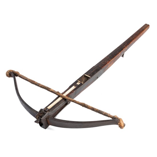 Lot-Art | A RARE CROSSBOW, EARLY 17TH CENTURY, ENGLISH OR SPANISH