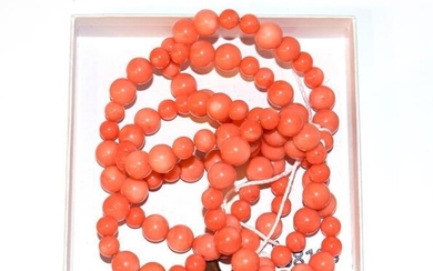 A graduated coral bead necklace, length 96.5cm