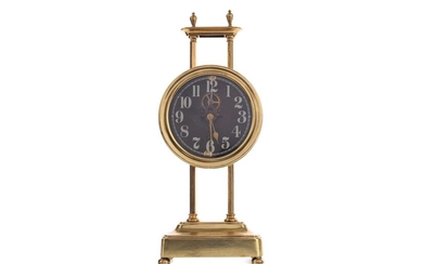 AN EARLY 20TH CENTURY GRAVITY CLOCK