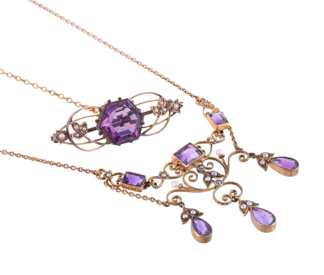 AN EDWARDIAN AMETHYST AND SEED PEARL NECKLACE, CIRCA 1910