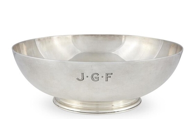 An American sterling silver serving bowl Early 20th century...