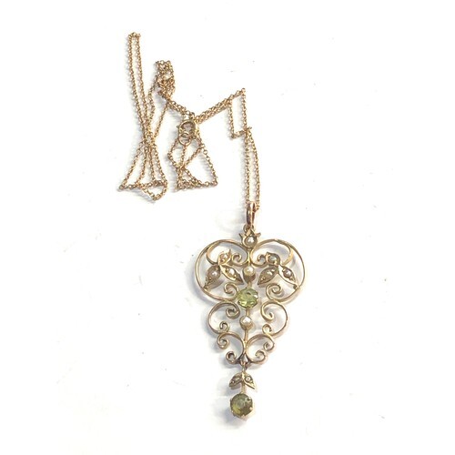 Antique 9ct gold peridot and seed-pearl pendant necklace