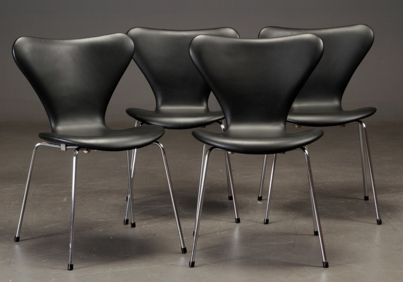 Tilskynde uddanne lidenskabelig Arne Jacobsen. Fire 7'er stole, model 3107, sort læder (4) at auction |  LOT-ART
