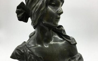 Bronze bust of young women