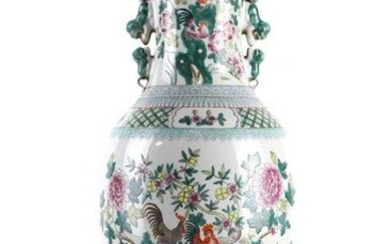CHINESE FAMILLE VERTE ROULEAU VASE
