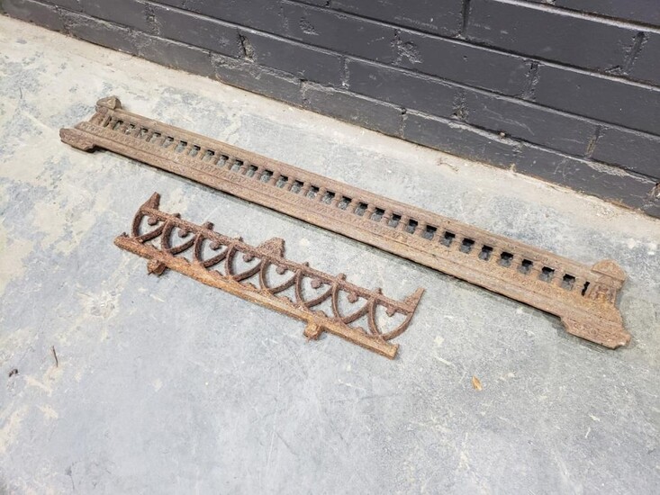 Cast Iron Lacework (123 x 16cm)