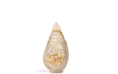 Chinese Agate 'Corn' Snuff Bottle