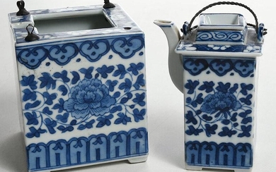 Chinese Blue and White Teapot and Fitted Warmer