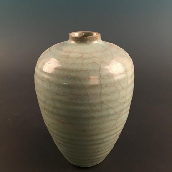 Chinese Celdon Glazed Vase