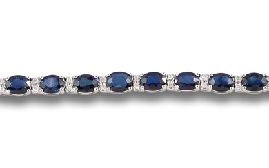 DIAMONDS AND SAPPHIRES BRACELET, IN WHITE GOLD