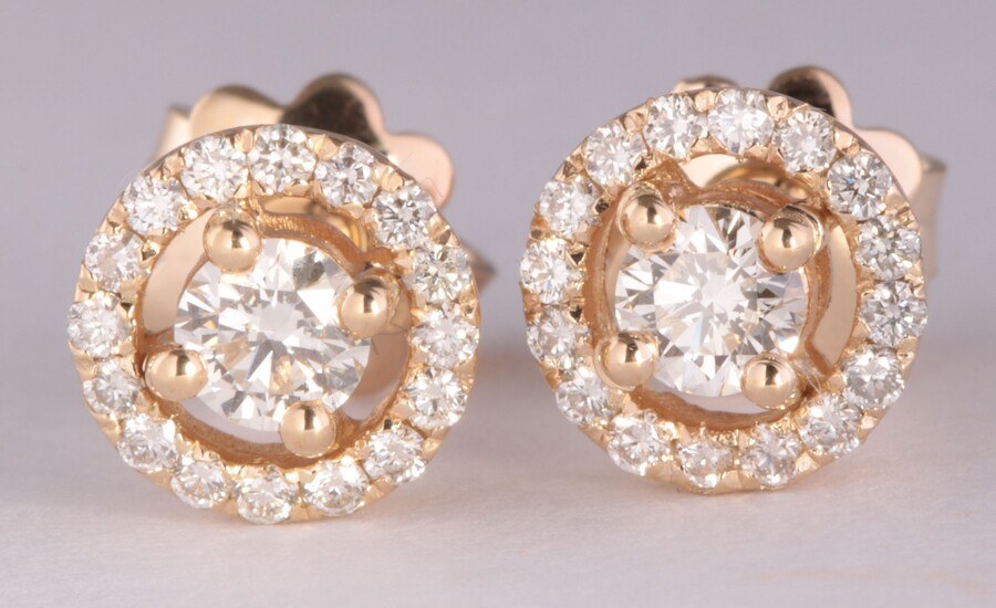 Earrings in 14kt gold with brilliant cut diamonds 0.65ct