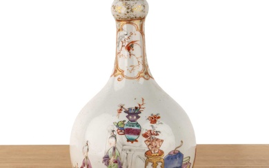 Famille rose porcelain guglet vase Chinese, late 18th Century painted...