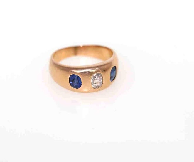 Fine Diamond and Sapphires gold ring.