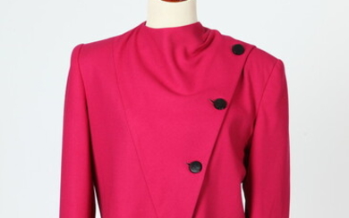 KASPER FUCSHIA BLAZER WITH ASYMERTRICAL BUTTONS AND GARFIELD MARKS RED...
