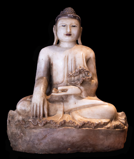Large Burmese Buddha in White Jade from Myanmar, 17th - 18th century