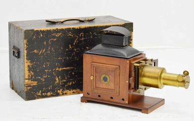 Late 19th/early 20th century brass and mahogany magic lantern