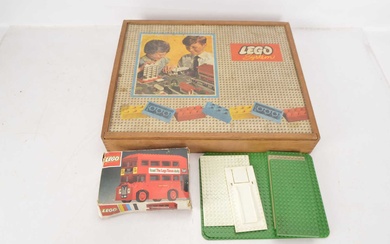 Lego 1960's 701 or similar large wooden box set with plastic 16 compartment insert and other items (8)