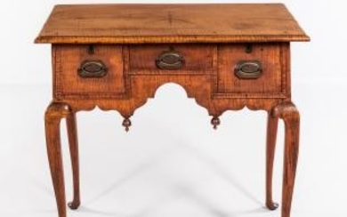 Queen Anne Inlaid Tiger Maple Dressing Table