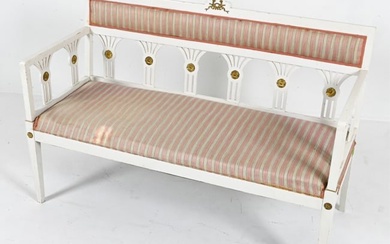 SWEDISH PAINTED PINE SETTEE IN THE GUSTAVIAN STYLE