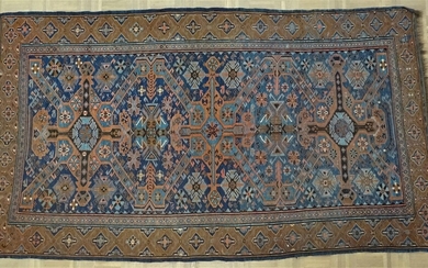 (-), Soumak tapijt 274 x 155 cm