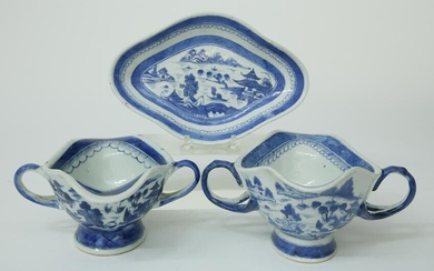 Two Canton Double Handled Sauce Boats, 19th Century