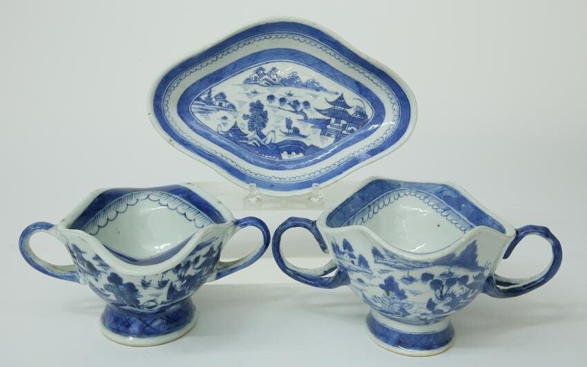 Two Canton Double Handled Sauce Boats, 19th Century
