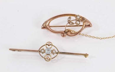 Two Victorian 9ct gold seed pearl brooches