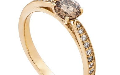 0.71 tcw VVS2 Diamond Ring Yellow Gold - Ring - 0.55 ct Diamond - 0.156 ct Diamonds - No Reserve Price