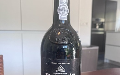 1983 Dow's - Douro Vintage Port - 1 Bottle (0.75L)