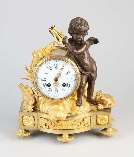19th century French gilt bronze mantel clock with Amor