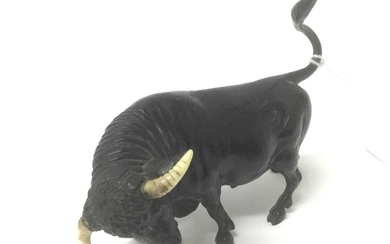 19th century Grand tour bronze bull