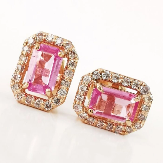 2.00 ct pink sapphire & 0.40 ct vs light pink diamonds designer halo stud earrings - 14 kt. Pink gold - Earrings Sapphire - Diamonds, AIG Certified No Reserve