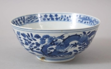A 19TH CENTURY CHINESE BLUE & WHITE DRAGON BOWL