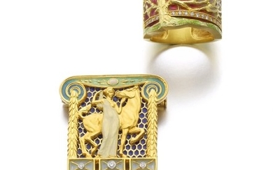 ENAMEL AND DIAMOND RING AND A BROOCH | MASRIERA