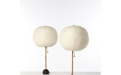 Isamu Noguchi (1904-1988) Paire de lampes de table