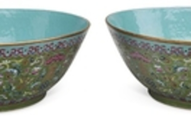 A PAIR OF LARGE FAMILLE ROSE GREEN-GROUND BOWLS, DAOGUANG SIX-CHARACTER SEAL MARKS IN IRON RED AND OF THE PERIOD (1821-1850)